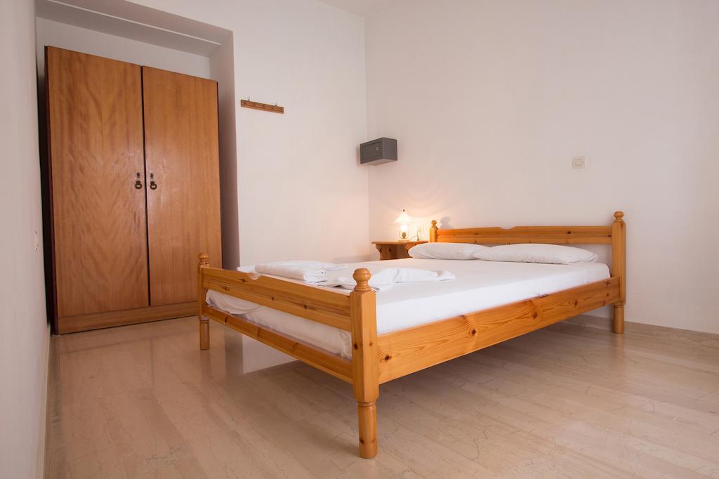 Elena Rooms & Apartments Gerani  Rom bilde